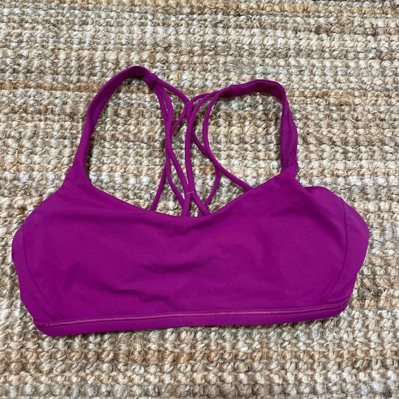 Lulu sports bra size 2 - Picture 2 of 3